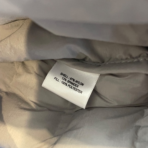 Peter Millar Men's Medium Quilted Puffer Regent Vest Gale Grey MSRP $285 - Picture 11 of 11